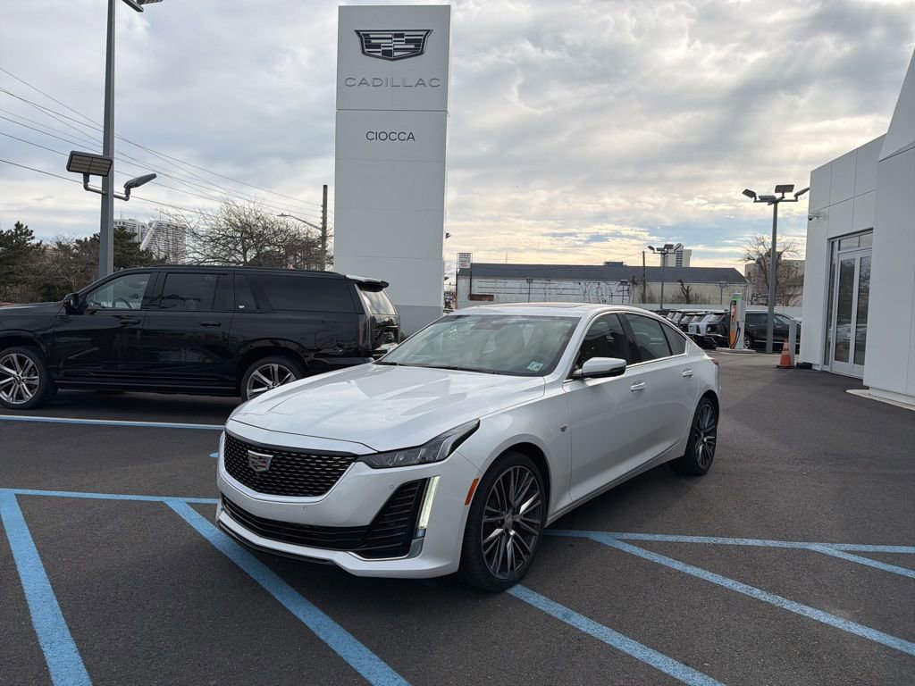 2023 Cadillac CT5 Luxury's photo