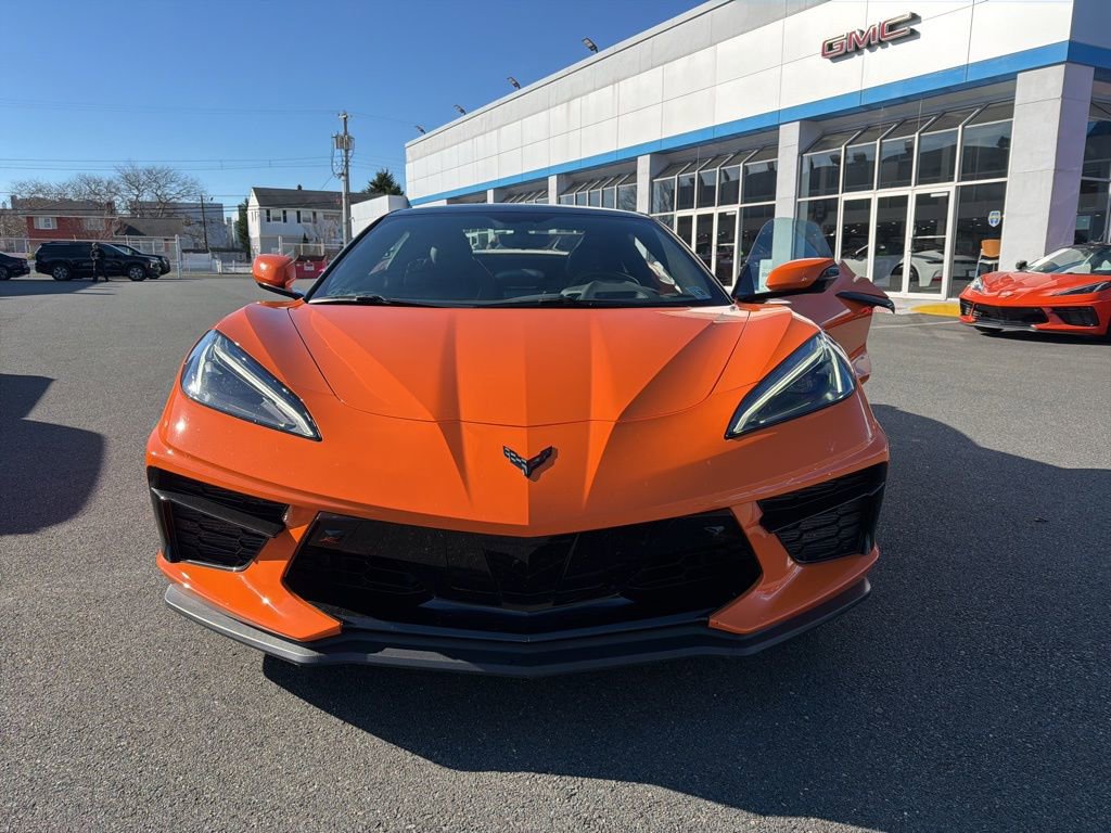2022 Chevrolet Corvette Stingray 2LT photo 2