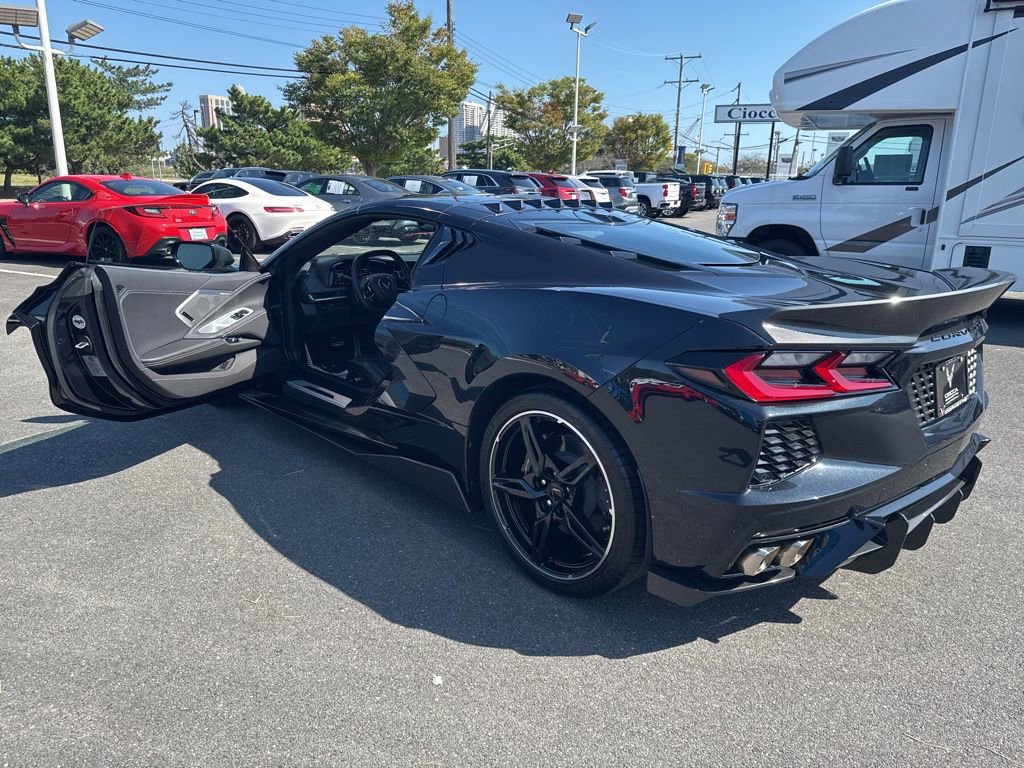 2024 Chevrolet Corvette Stingray 2LT photo 4