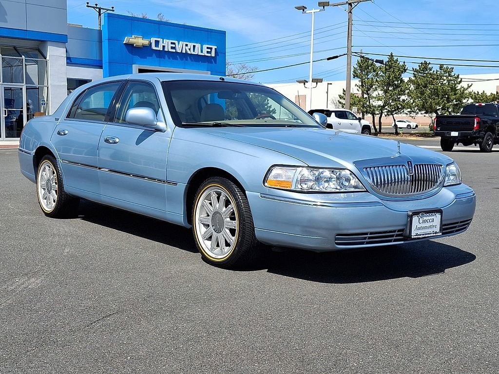 2009 Lincoln Town Car Signature Limited