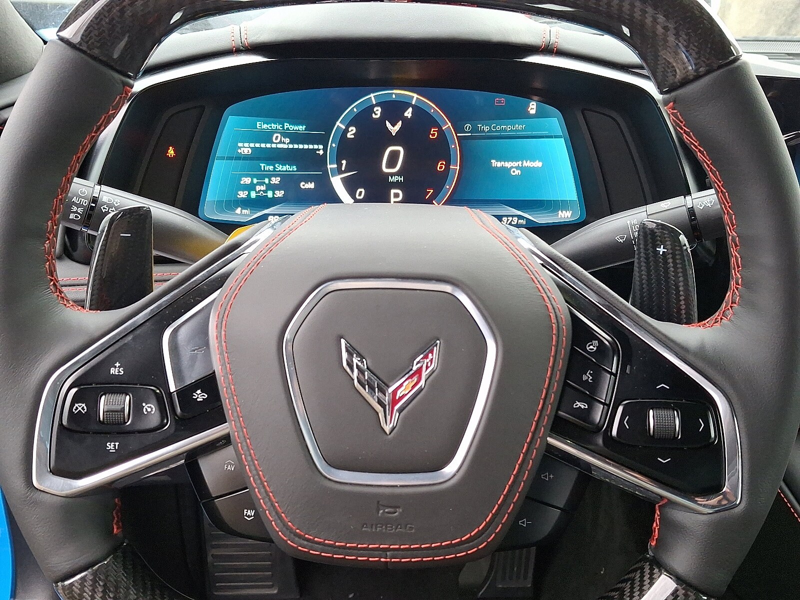 2025 Chevrolet Corvette E-Ray 3LZ photo 2