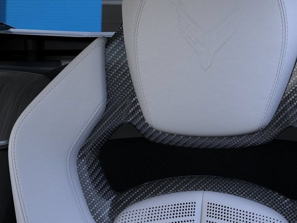 2027 Chevrolet Corvette 2LT - Photo 21