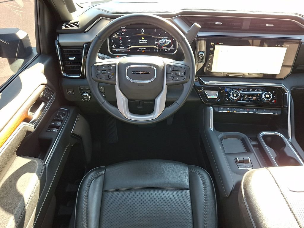 2024 Gmc Sierra 2500 HD Denali photo 2