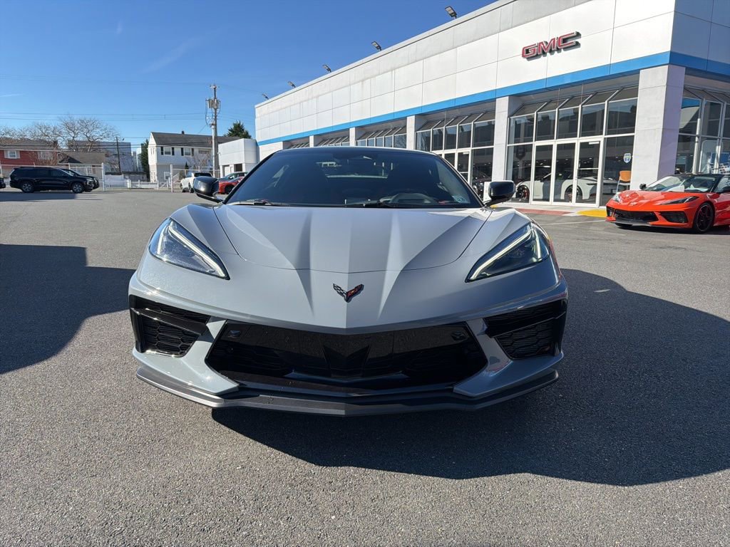 2024 Chevrolet Corvette Stingray 2LT photo 2