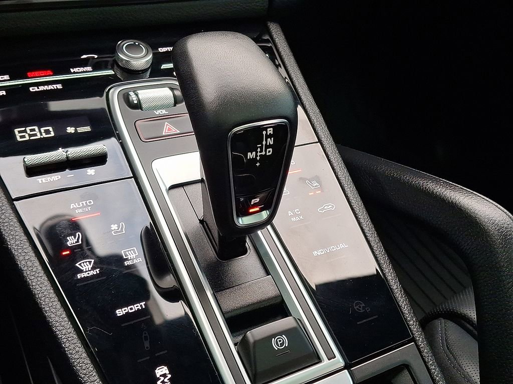 2023 Porsche Cayenne Base - Photo 17