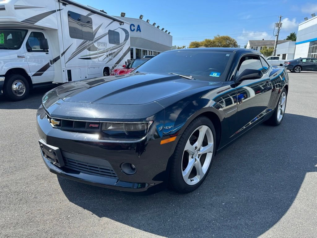 2015 Chevrolet Camaro 2LT photo 2