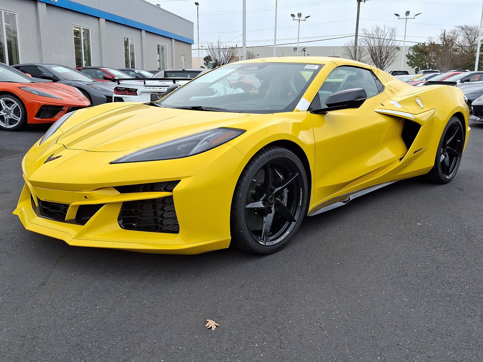 2025 Chevrolet Corvette E-Ray 2LZ Convertible photo 2