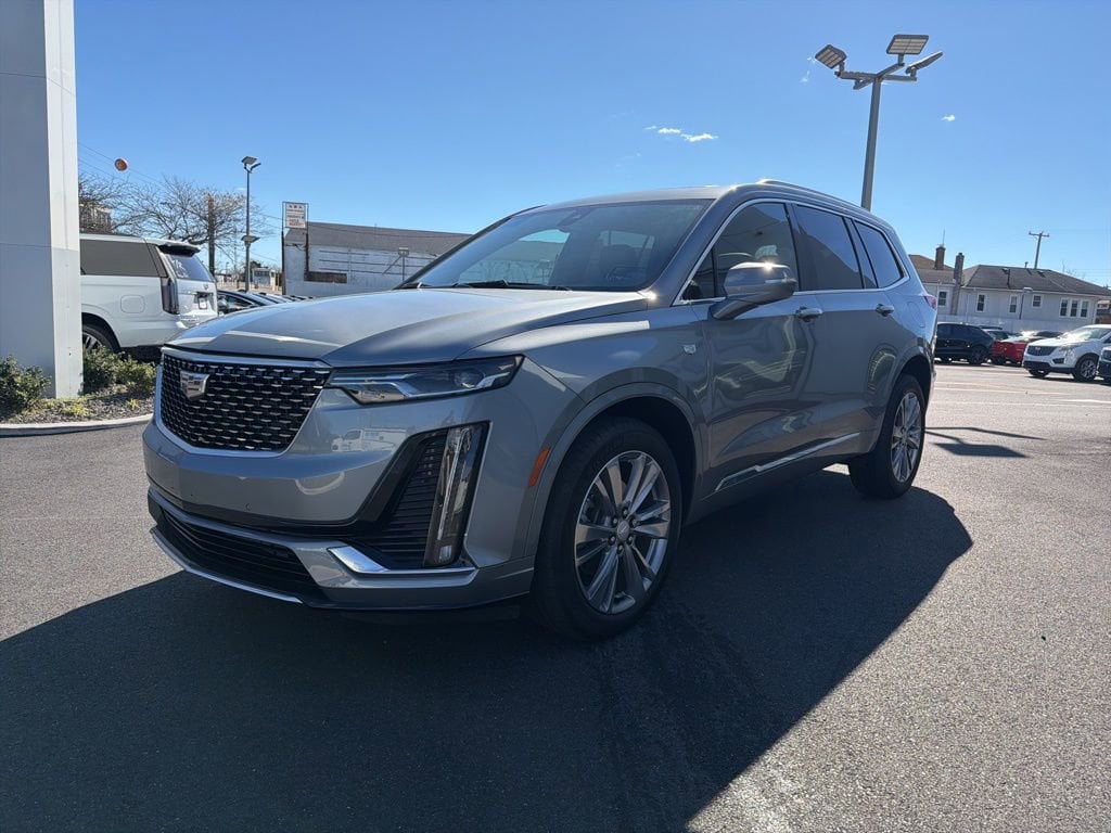 2023 Cadillac XT6 Premium Luxury