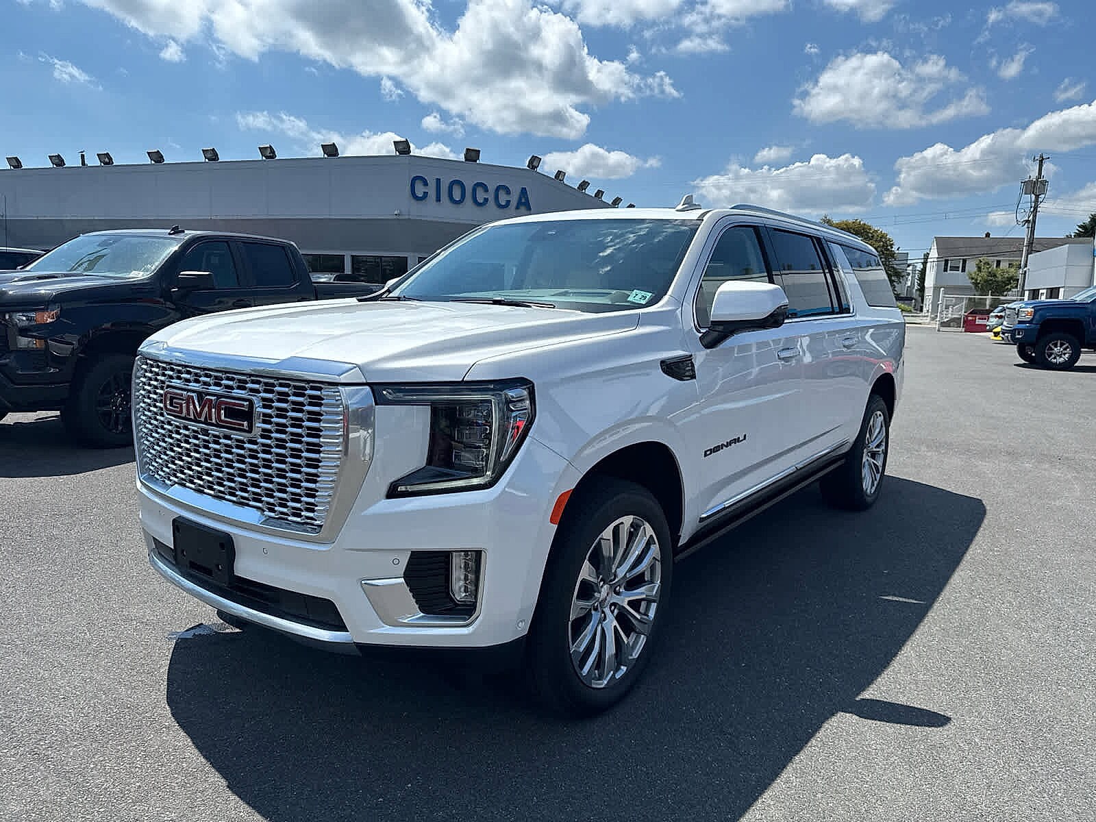 2024 Gmc Yukon XL Denali photo 3