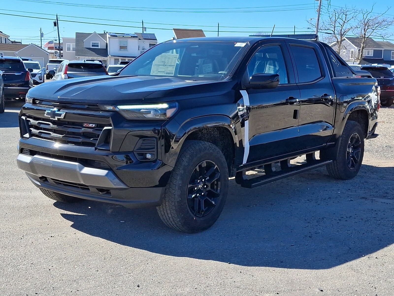 2025 Chevrolet Colorado Z71 photo 3