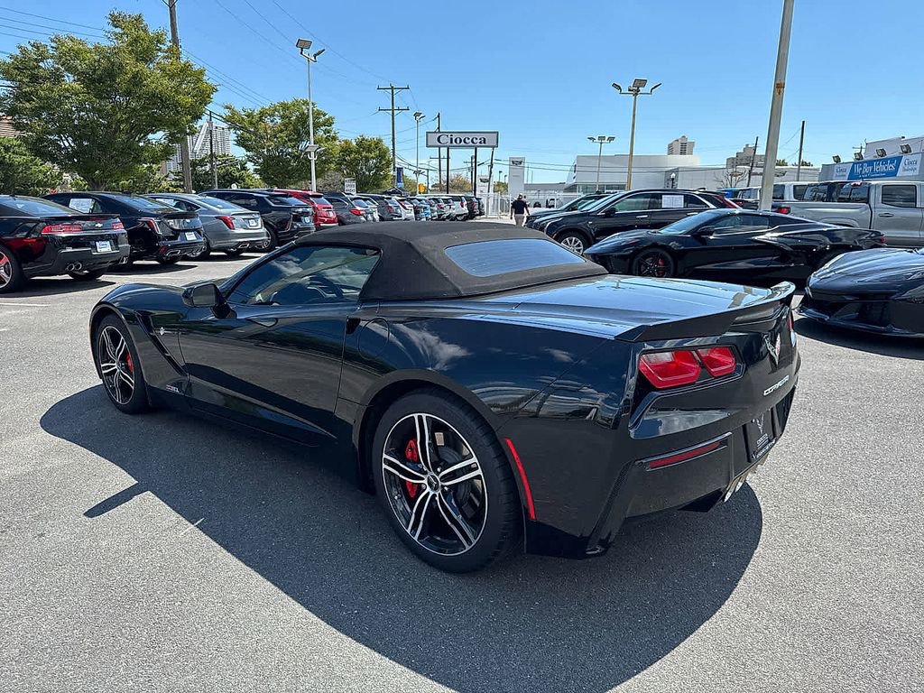 2017 Chevrolet Corvette Stingray 2LT photo 4