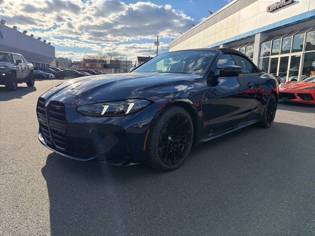 2026 Bmw M4 Competition xDrive Convertible photo 3