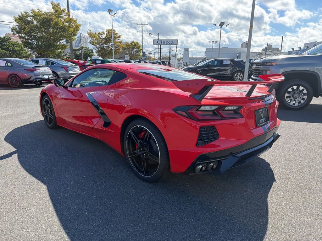 2023 Chevrolet Corvette Stingray 2LT photo 4