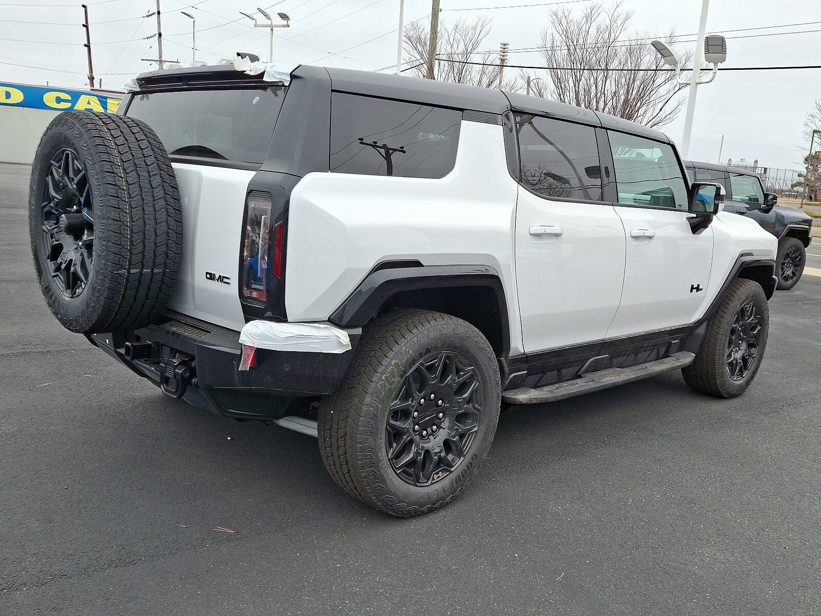 2025 Gmc Hummer EV SUV photo 4