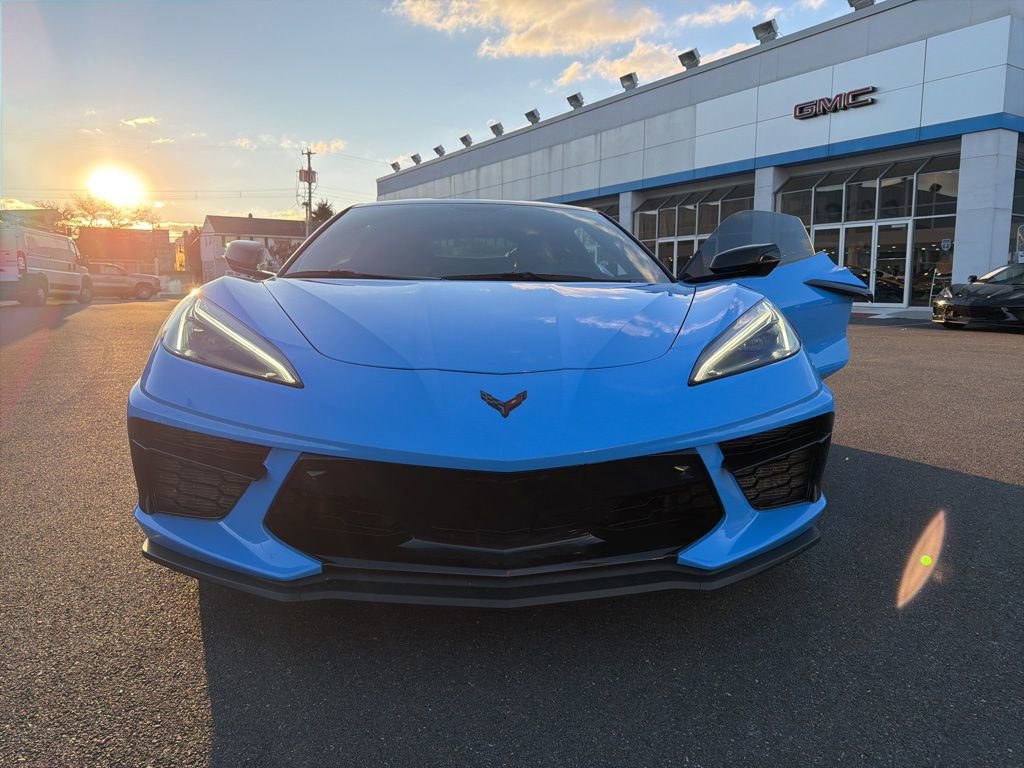 2021 Chevrolet Corvette Stingray 3LT photo 2