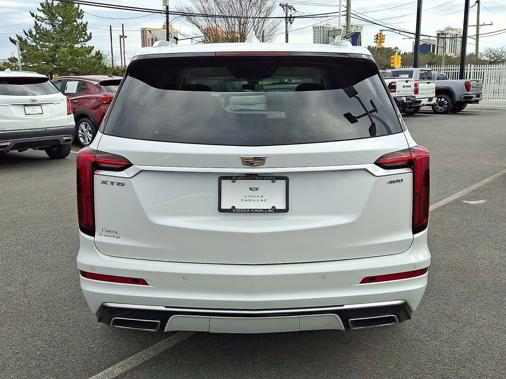 2022 Cadillac XT6 Premium Luxury photo 4