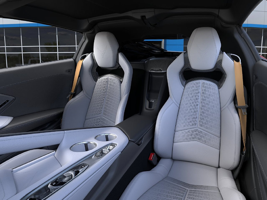 2027 Chevrolet Corvette 2LT - Photo 16