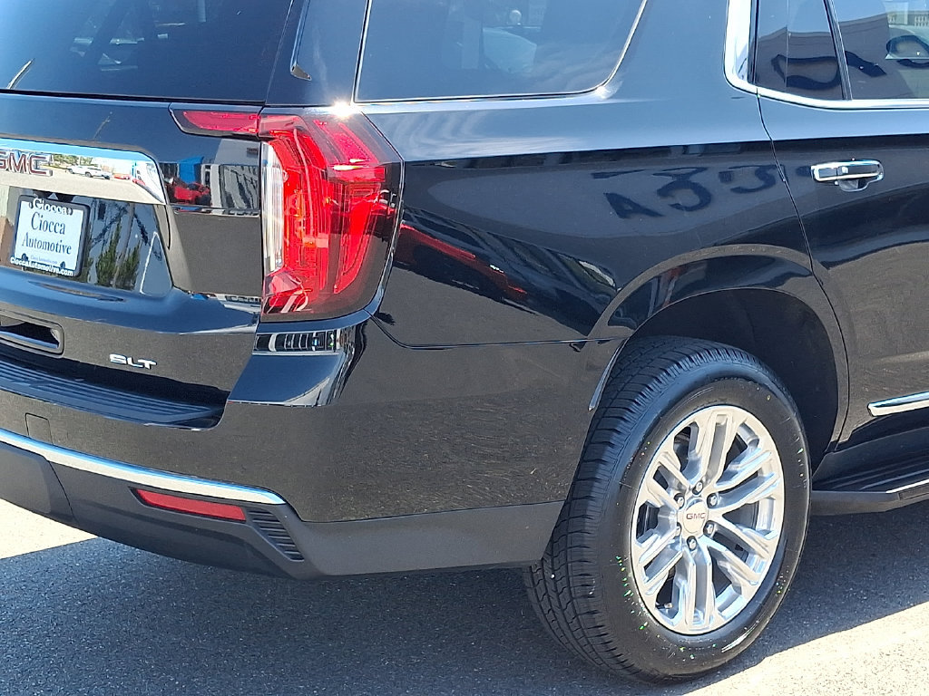 2023 GMC Yukon SLT - Photo 14