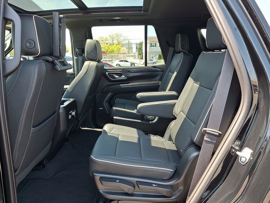 2023 GMC Yukon SLT - Photo 24