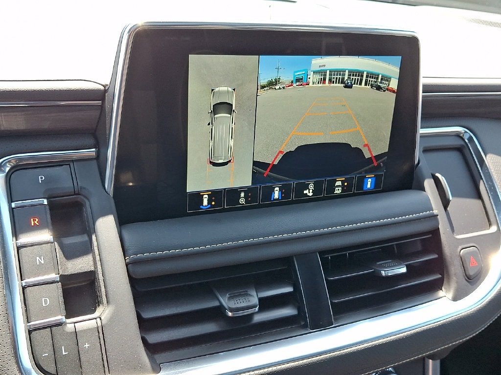 2023 GMC Yukon SLT - Photo 4