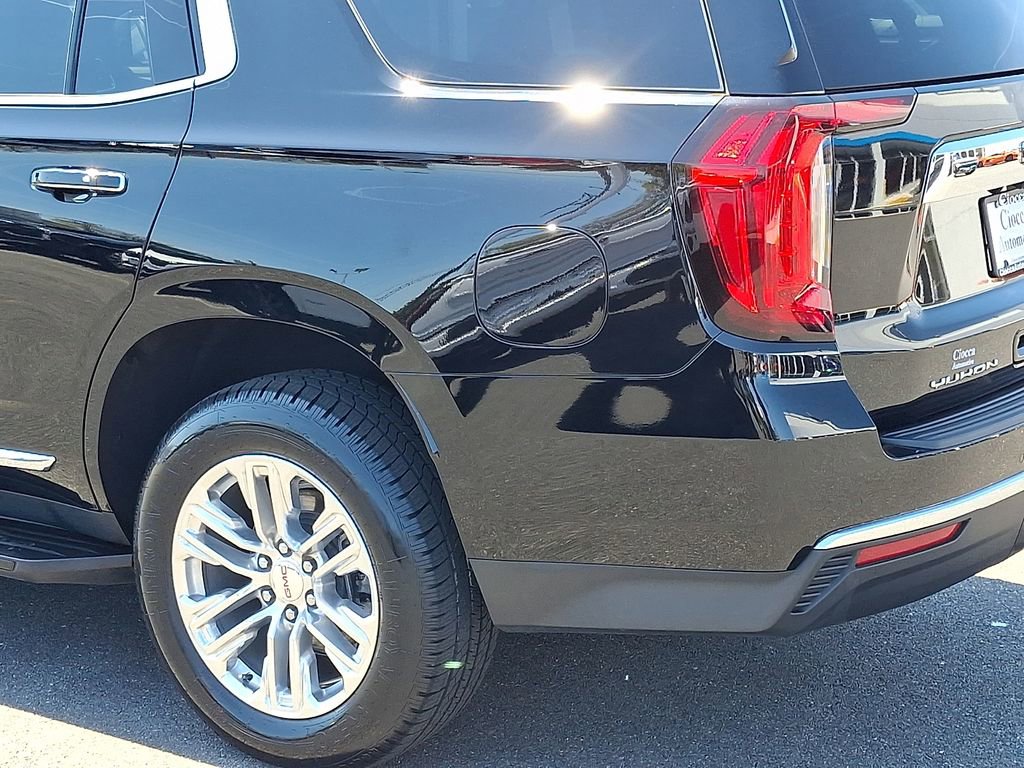 2023 GMC Yukon SLT - Photo 13