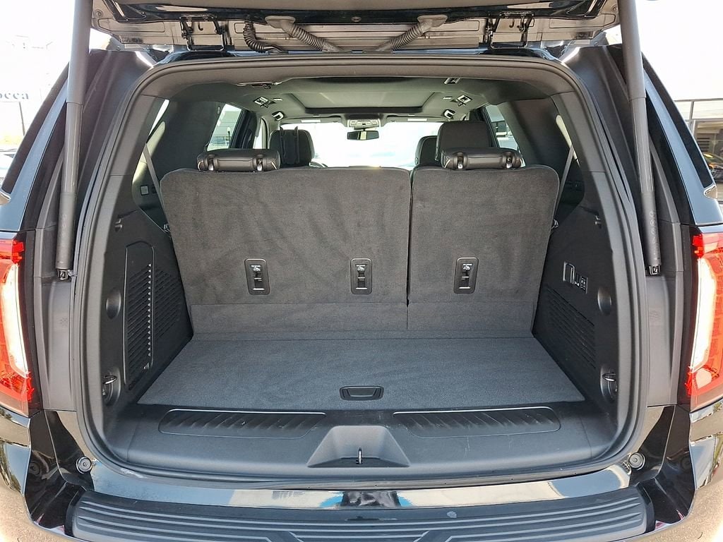 2023 GMC Yukon SLT - Photo 46