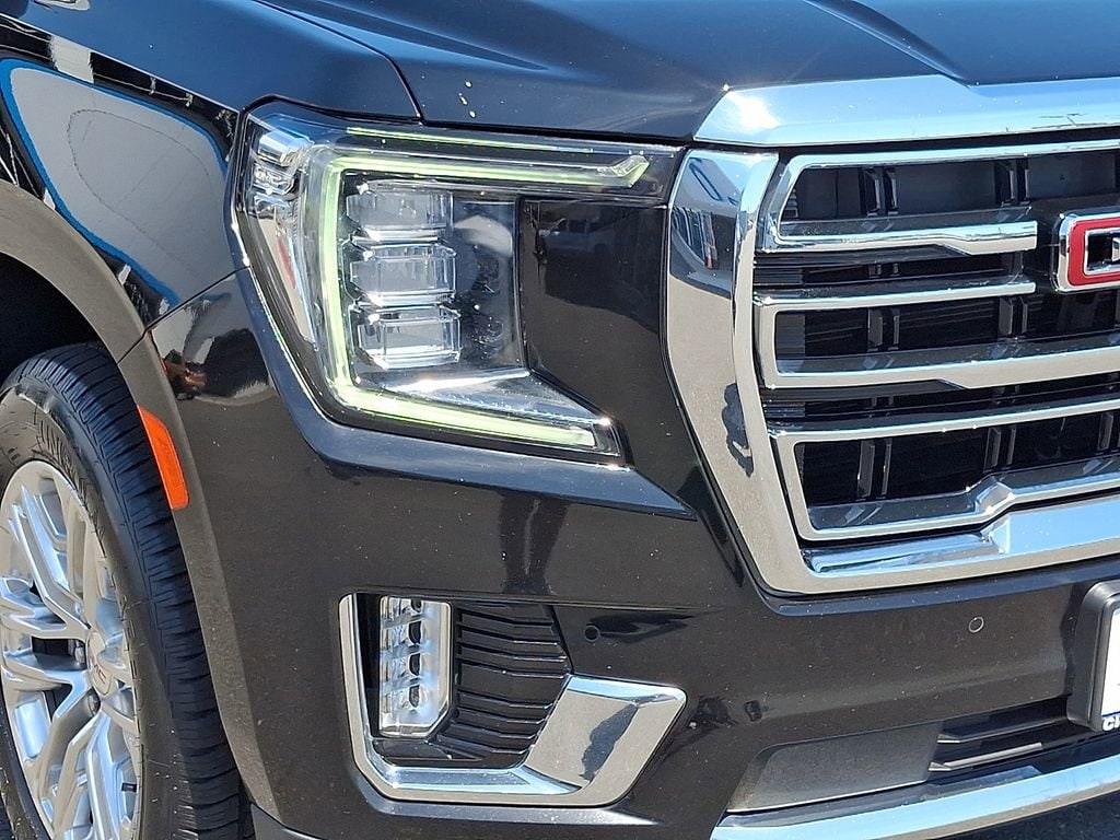 2023 GMC Yukon SLT - Photo 17