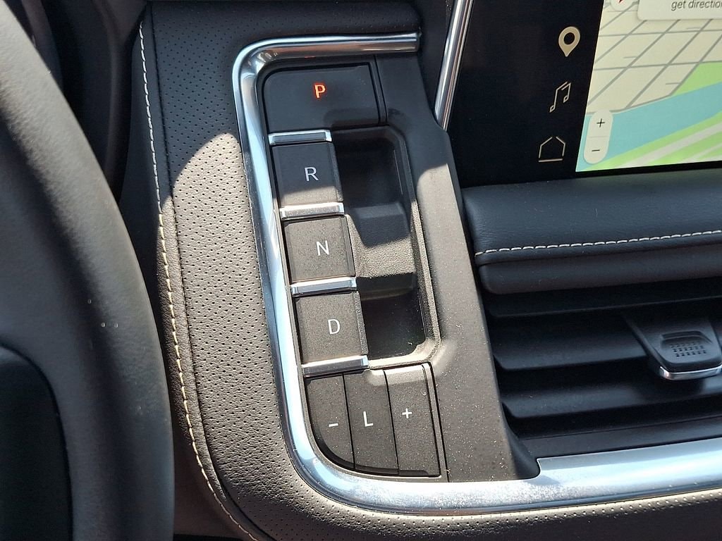 2023 GMC Yukon SLT - Photo 30