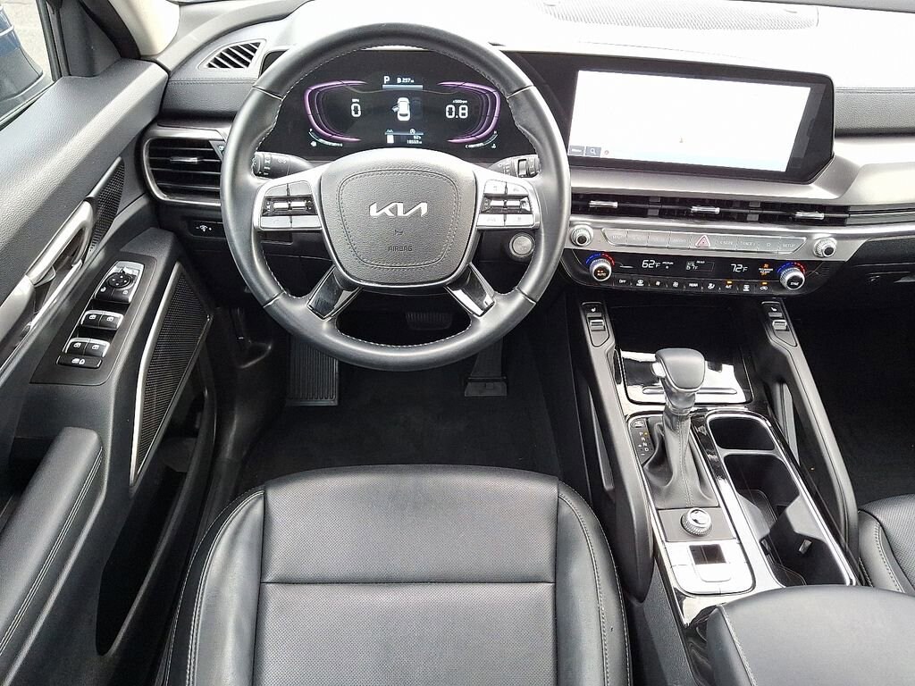 Used 2024 Kia Telluride S