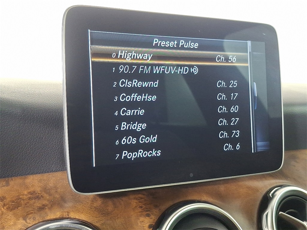 2020 Mercedes Benz GLA 250 4MATIC photo 3