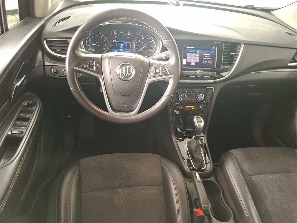2022 Buick Encore Preferred photo 2