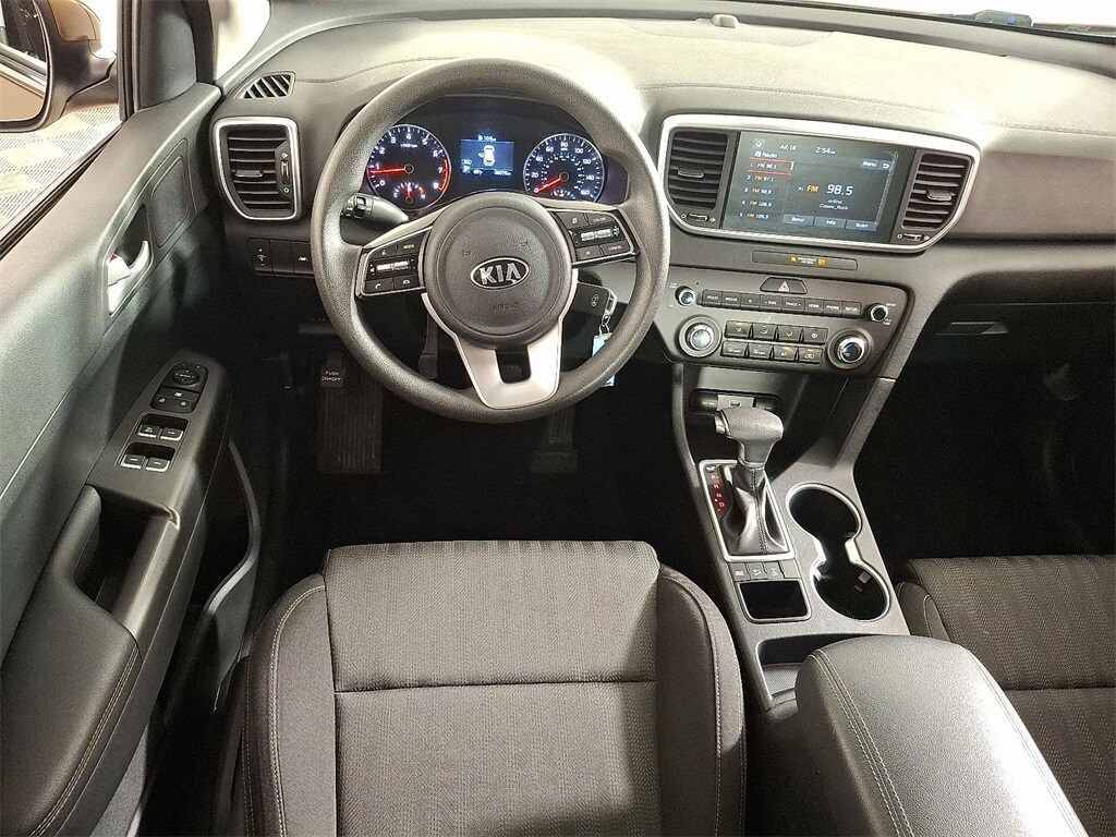 2021 Kia Sportage LX photo 2