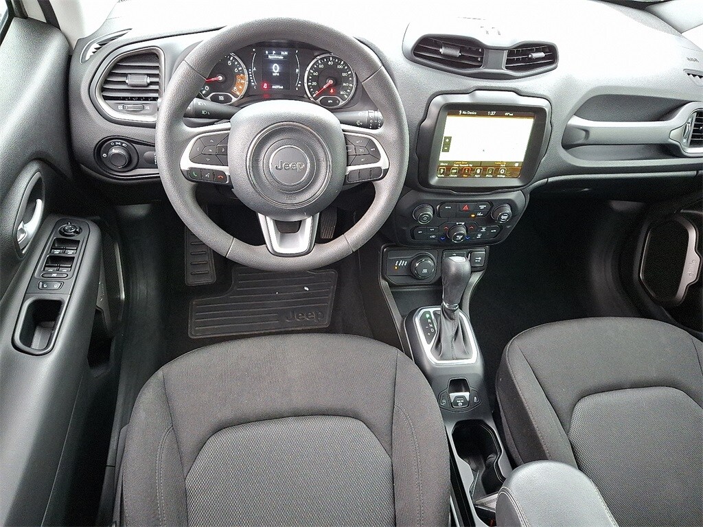 Used 2023 Jeep Renegade Latitude SUV