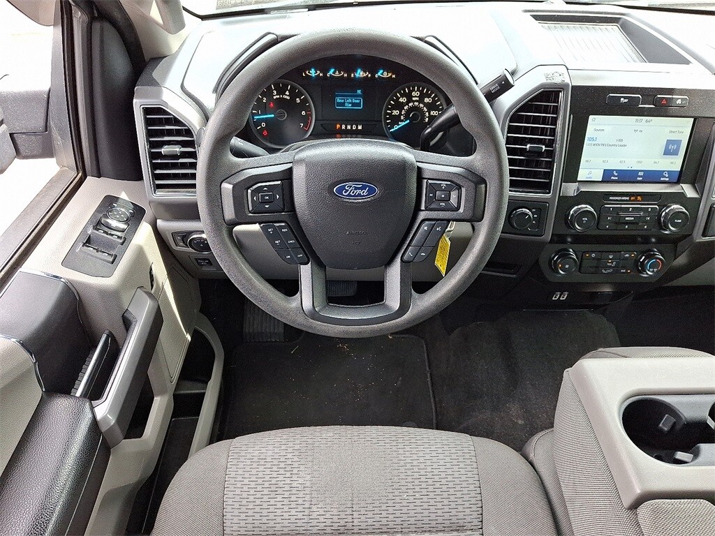 2020 Ford F-150 XLT photo 2