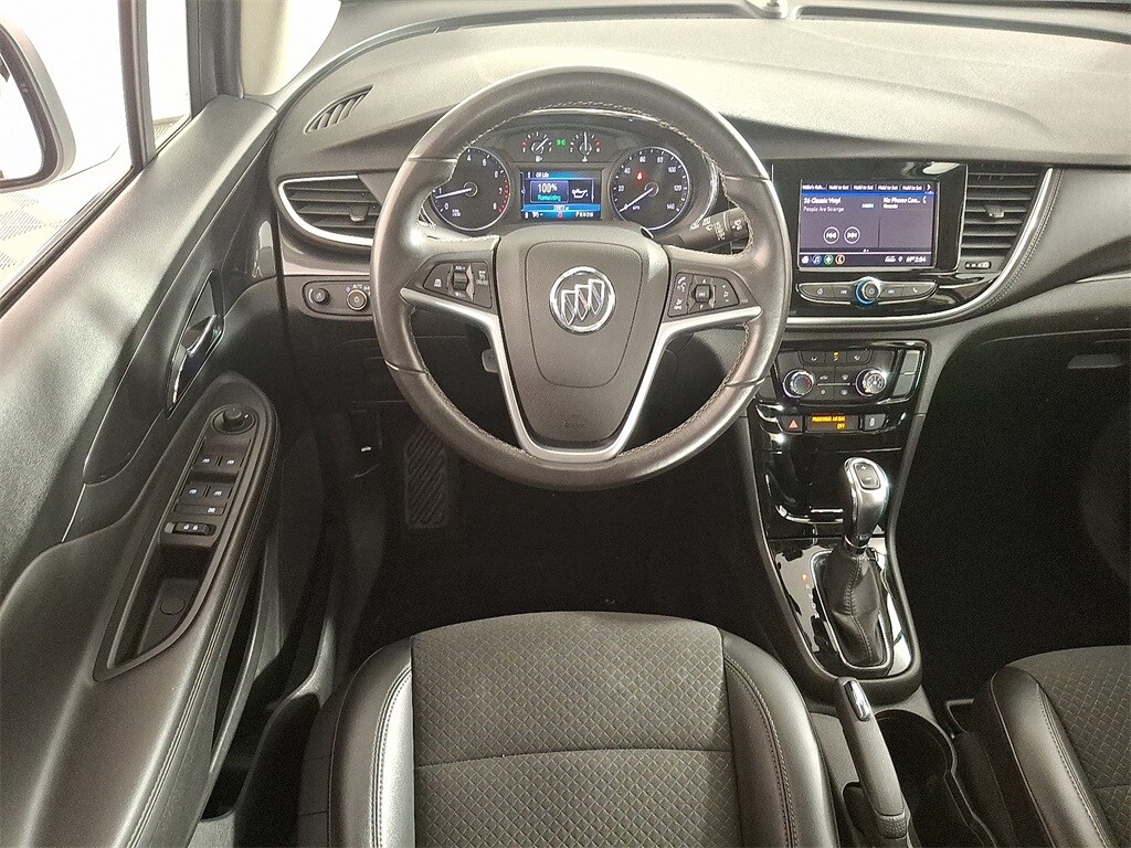 2022 Buick Encore Preferred photo 2