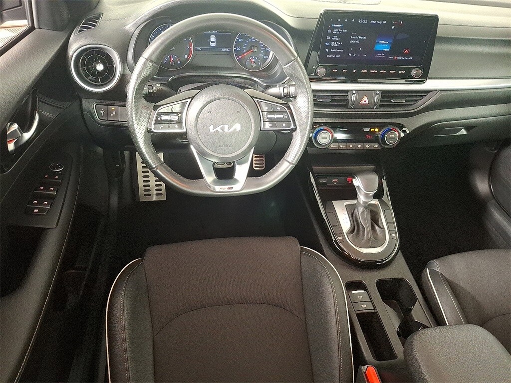 2024 Kia Forte GT-Line photo 2