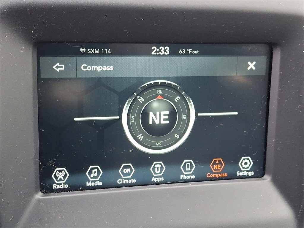 2021 Jeep Compass Latitude photo 3