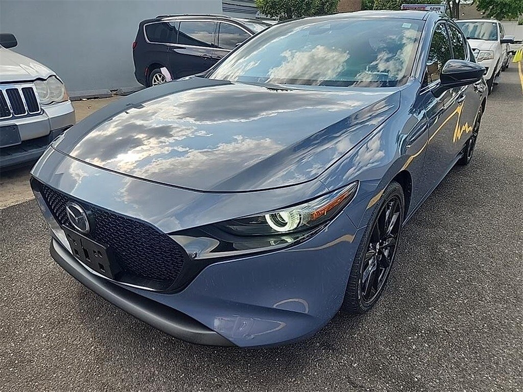 2022 Mazda Mazda3 2.5 Turbo Hatchback photo 3