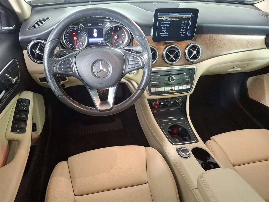 2020 Mercedes Benz GLA 250 4MATIC photo 2