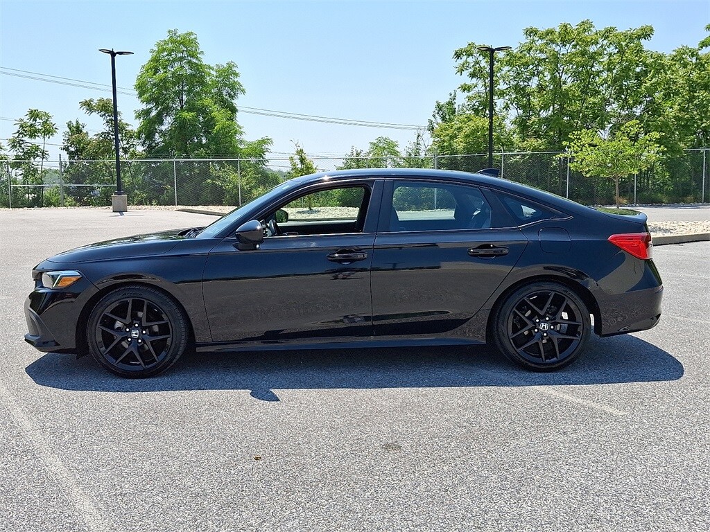 2022 Honda Civic Sport photo 3
