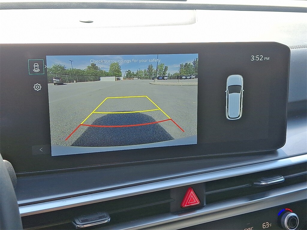 2024 Kia Sorento S photo 4