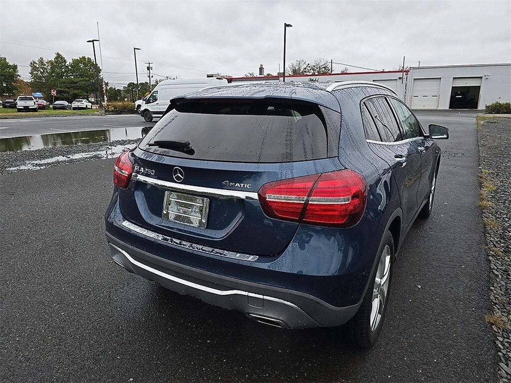 2020 Mercedes Benz GLA 250 4MATIC photo 4