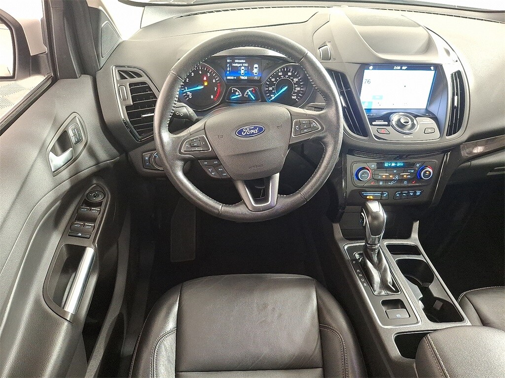 2019 Ford Escape Titanium photo 2
