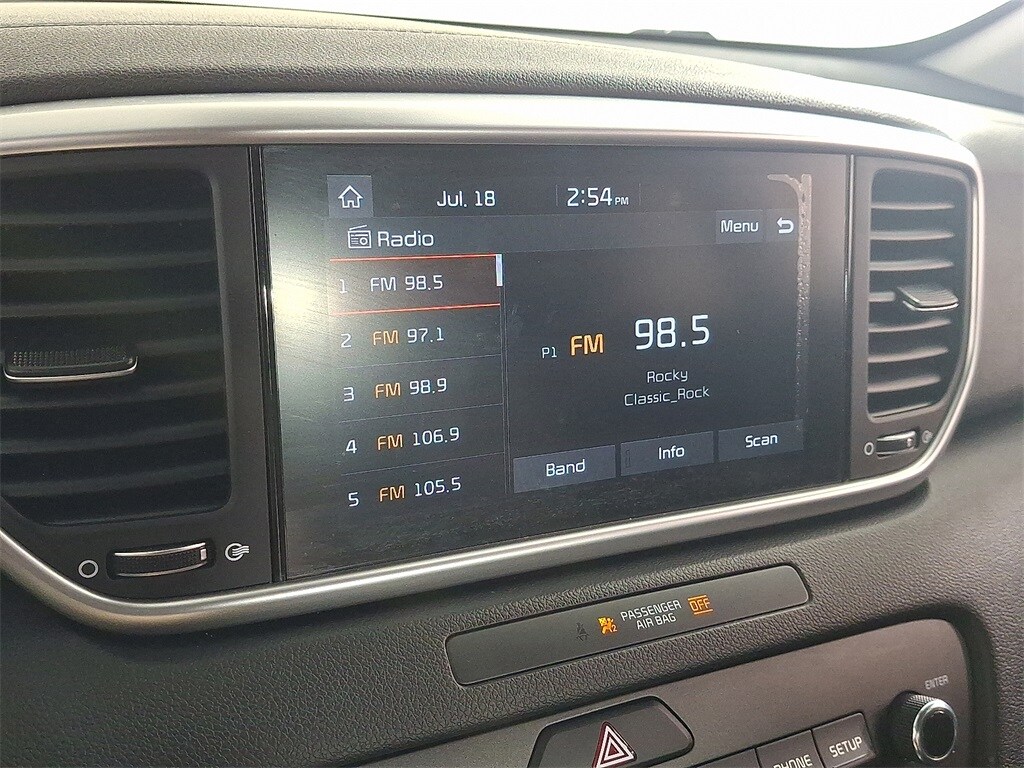 2021 Kia Sportage LX photo 3