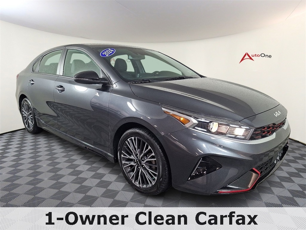 2024 Kia Forte GT-Line's photo