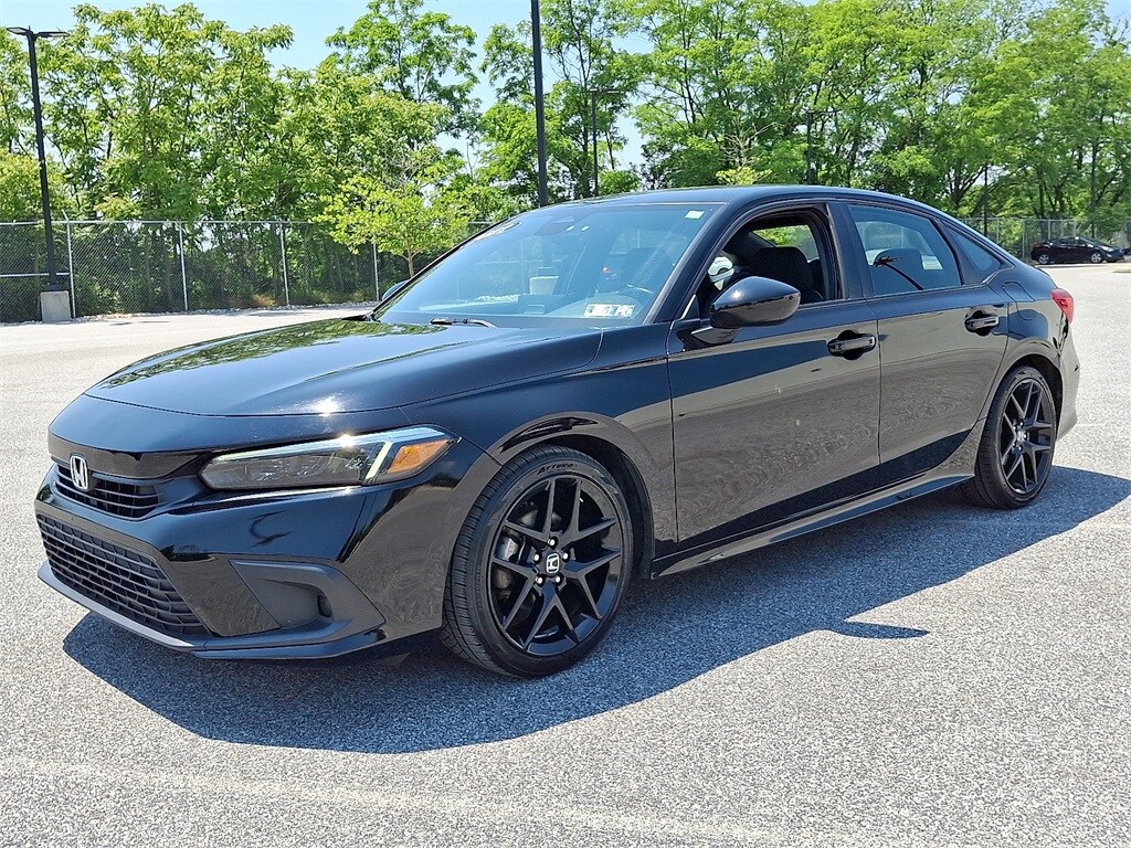 2022 Honda Civic Sport photo 2