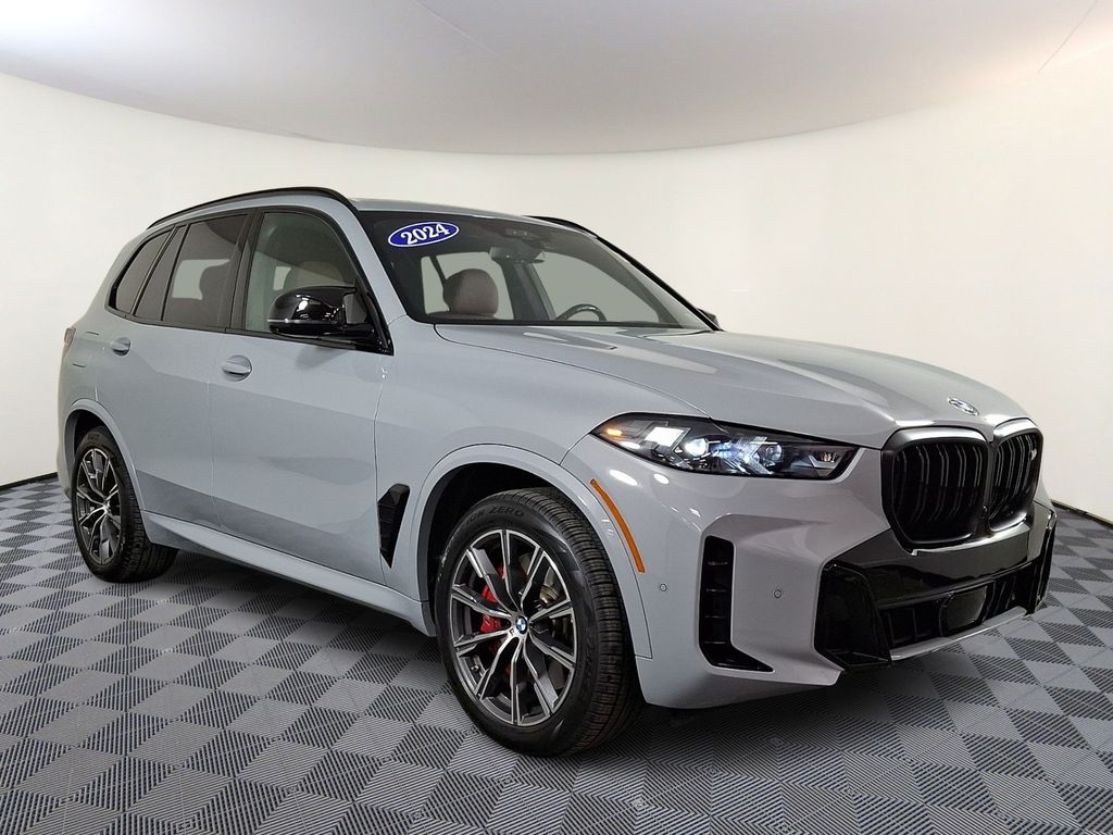 2024 BMW X5 M60i's photo