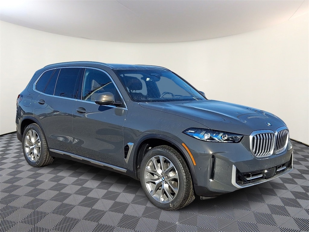 2026 BMW X5 40i's photo