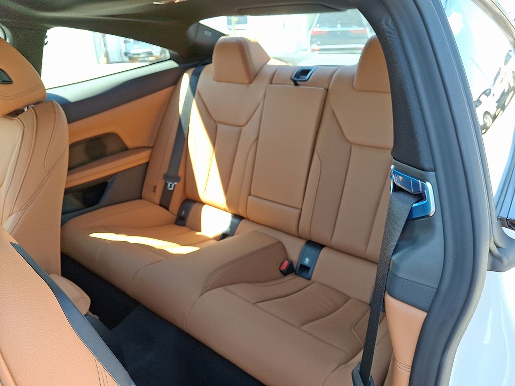 2026 BMW 4 Series 430i - Photo 6