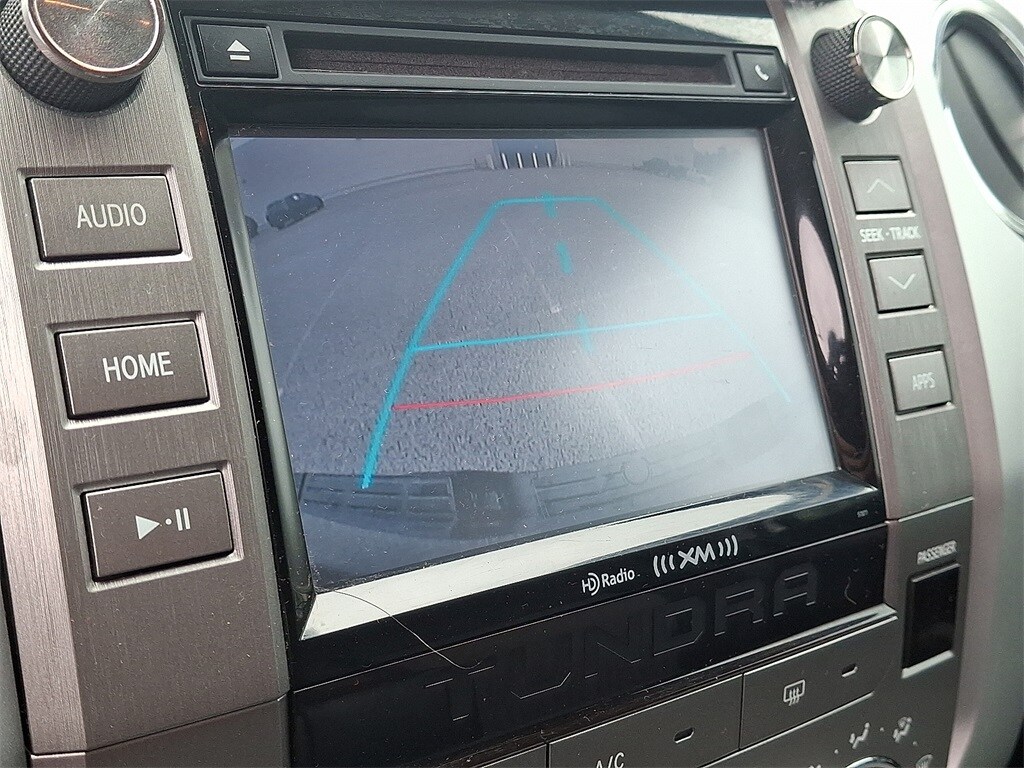 2015 Toyota Tundra Platinum CrewMax photo 4